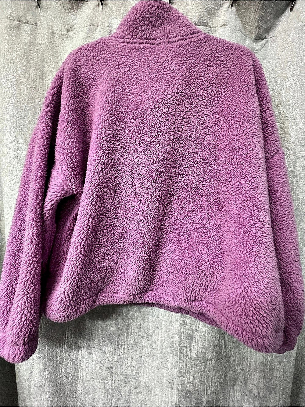 No Boundaries Faux Shearling Plush Pullover Purple XL - Picture 2 of 4
